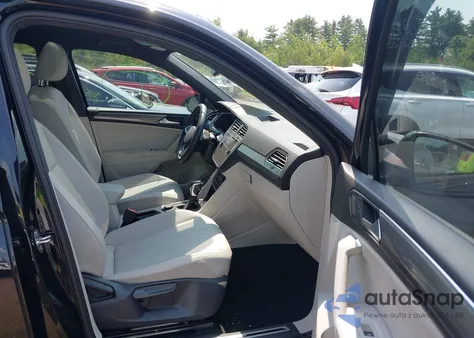 2023 Volkswagen Tiguan 2.0T Se R-Line Black z USA, uszkodzony, nr VIN 3VV8B7AX4PM069560